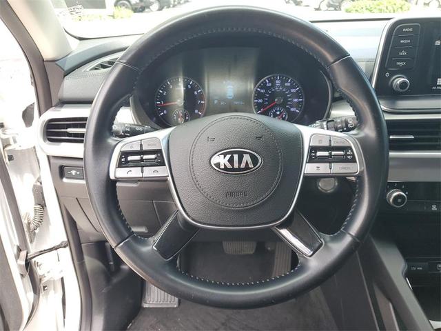 Photo of 2021 Snow White Pearl Kia Telluride