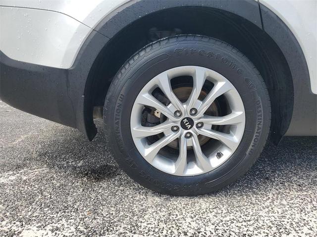 Photo of 2021 Snow White Pearl Kia Telluride