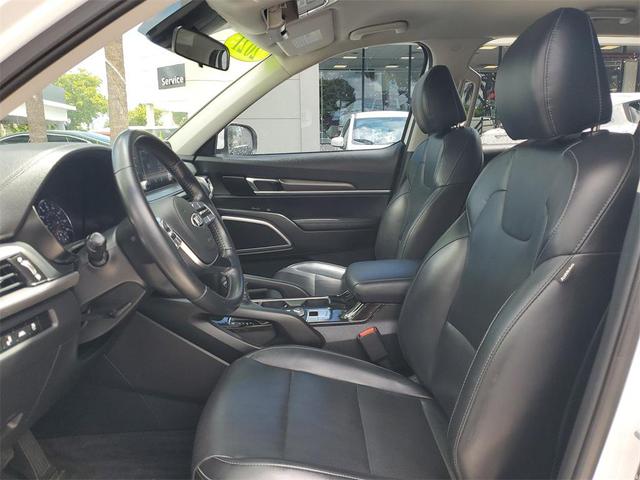 Photo of 2021 Snow White Pearl Kia Telluride