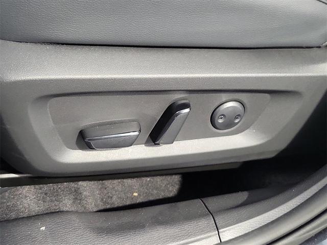 Photo of 2025 Graphite Gray Mitsubishi Outlander