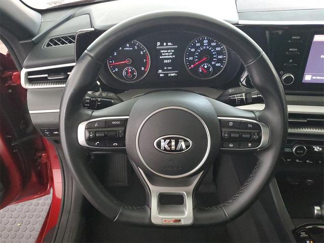 Photo of 2021 Passion Red Kia K5