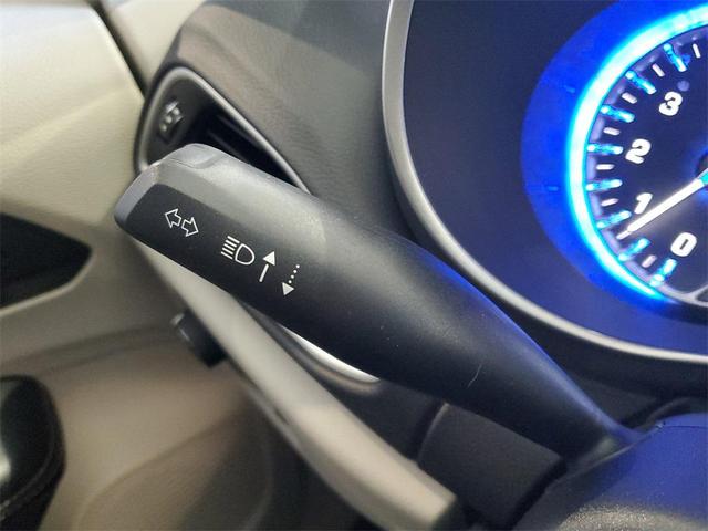 Photo of 2020 Granite Crystal Metallic Clearcoat Chrysler Pacifica
