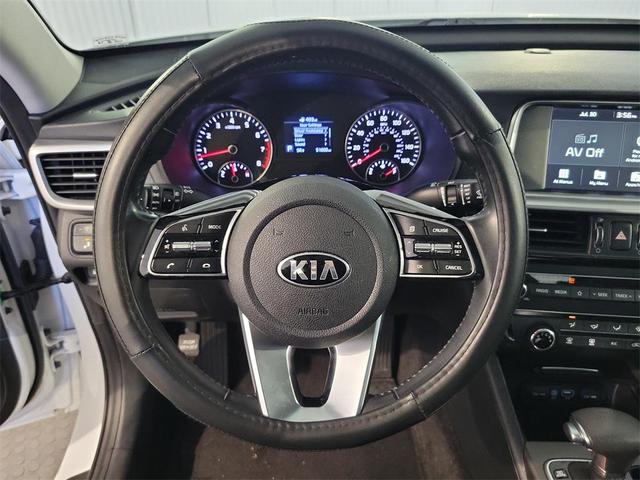 Photo of 2020 Snow White Pearl Kia Optima
