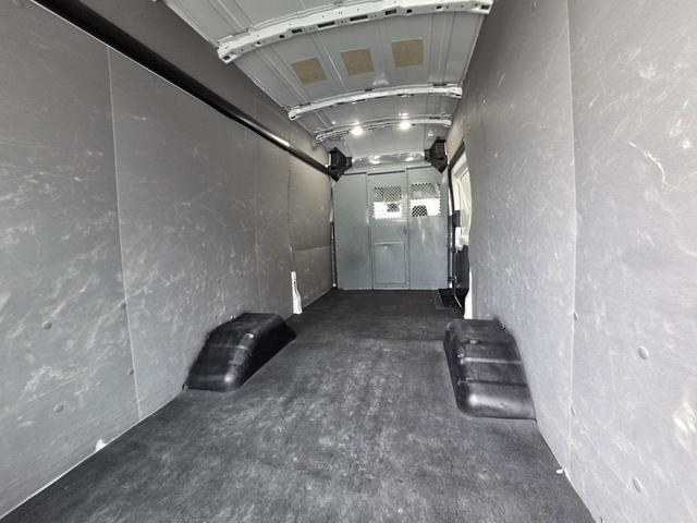 Photo of 2021 Oxford White Ford Transit-350