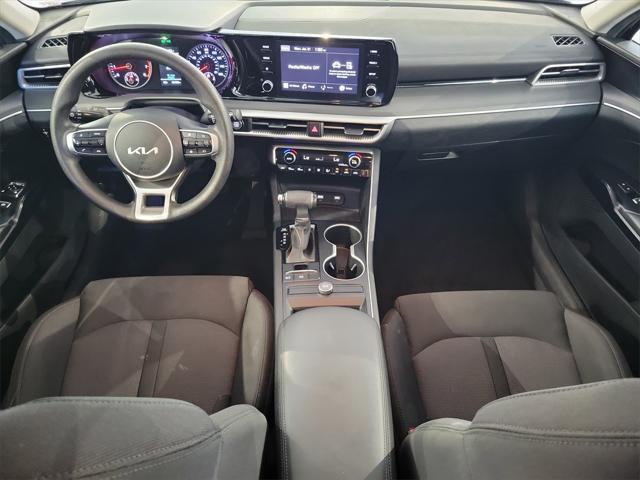 Photo of 2022 Ebony Black Kia K5