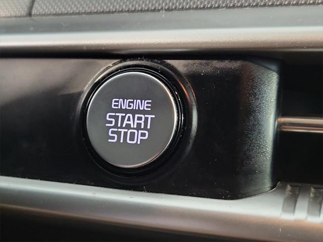 Photo of 2022 Ebony Black Kia K5