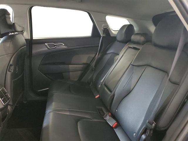Photo of 2023 Gravity Gray Kia Sportage Hybrid