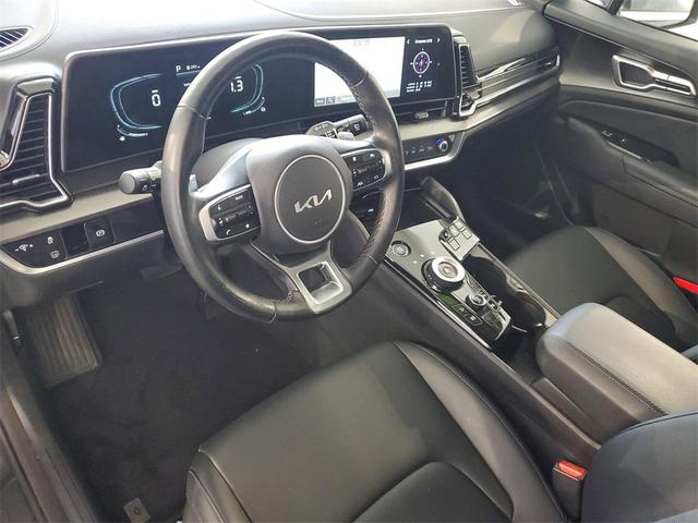 Photo of 2023 Gravity Gray Kia Sportage Hybrid