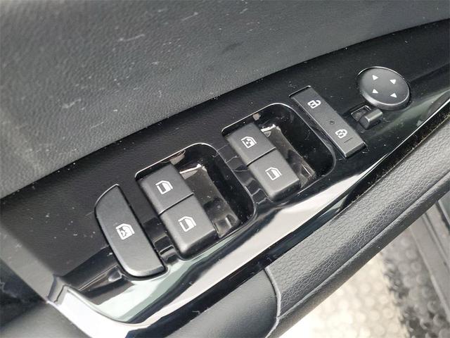 Photo of 2023 Gravity Gray Kia Sportage Hybrid