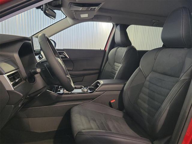 Photo of 2025 Red Diamond Mitsubishi Outlander