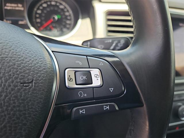 Photo of 2018 Deep Black Pearl Volkswagen Atlas