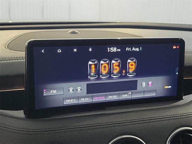 Photo of 2022 Ceramic Silver Kia Stinger