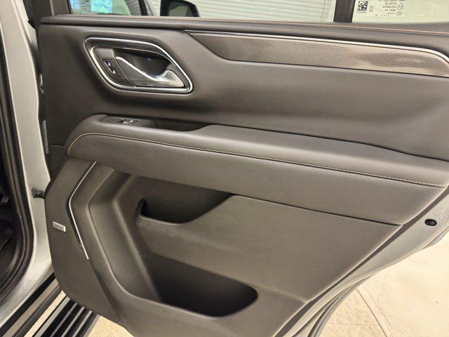 Photo of 2024 Sterling Metallic GMC Yukon
