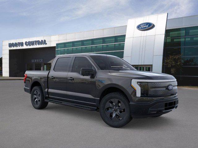 Photo of 2025 Agate Black Metallic Ford F-150 Lightning