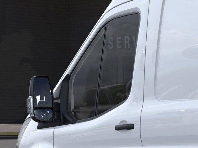 Photo of 2025 Oxford White Ford Transit-250
