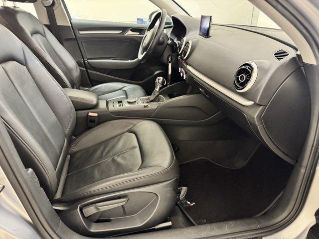 Photo of 2016 Florett Silver Metallic Audi A3