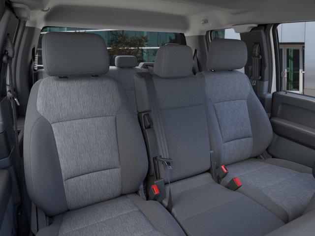 Photo of 2025 Oxford White Ford F-350
