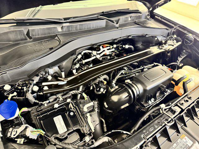 Photo of 2022 Carbonized Gray Metallic Ford Explorer