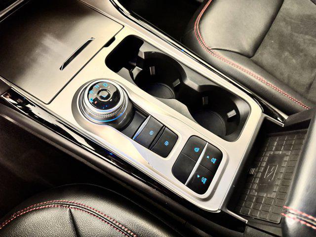 Photo of 2022 Carbonized Gray Metallic Ford Explorer