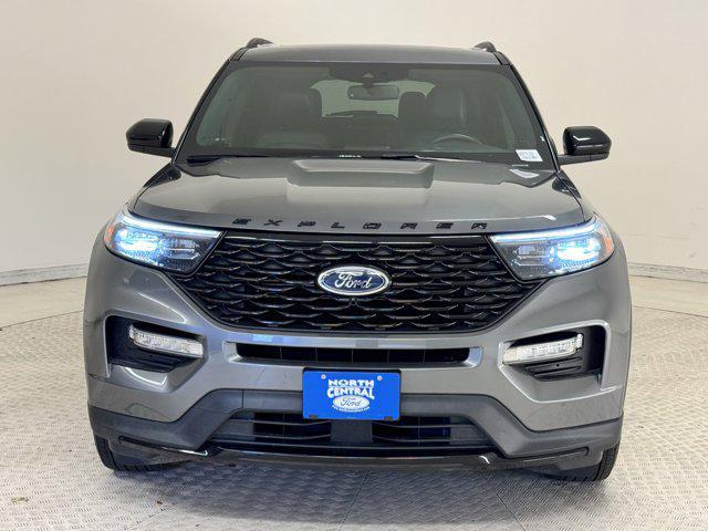 Photo of 2022 Carbonized Gray Metallic Ford Explorer
