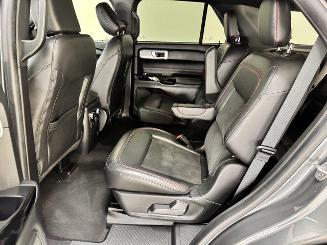 Photo of 2022 Carbonized Gray Metallic Ford Explorer
