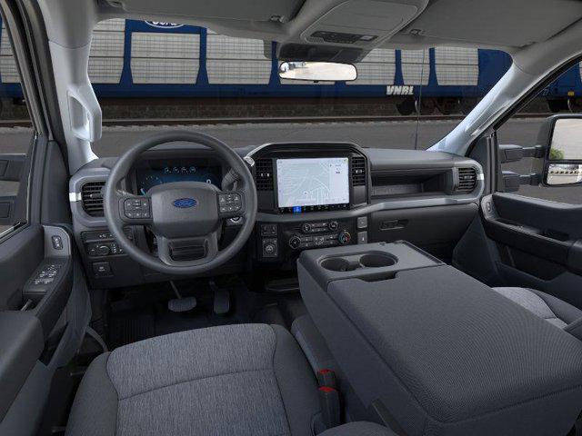 Photo of 2025 Oxford White Ford F-150