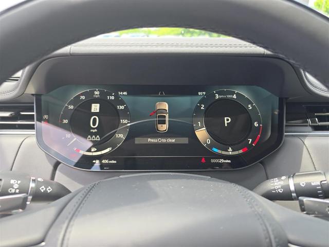 Photo of 2025 Fuji White Land Rover Range Rover