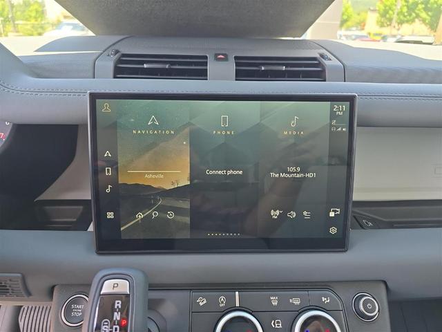 Photo of 2025 Silicon Silver Land Rover Defender