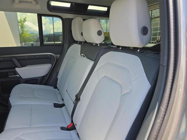 Photo of 2025 Silicon Silver Land Rover Defender