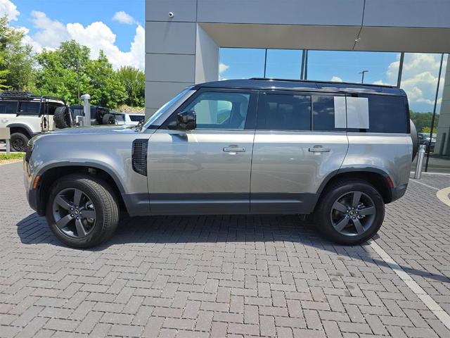 Photo of 2025 Silicon Silver Land Rover Defender
