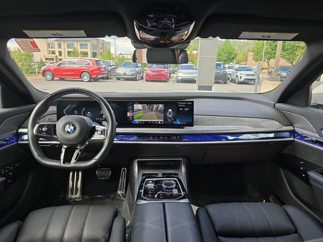 Photo of 2024 White BMW 740