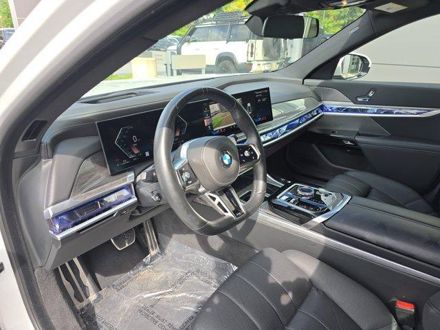 Photo of 2024 White BMW 740