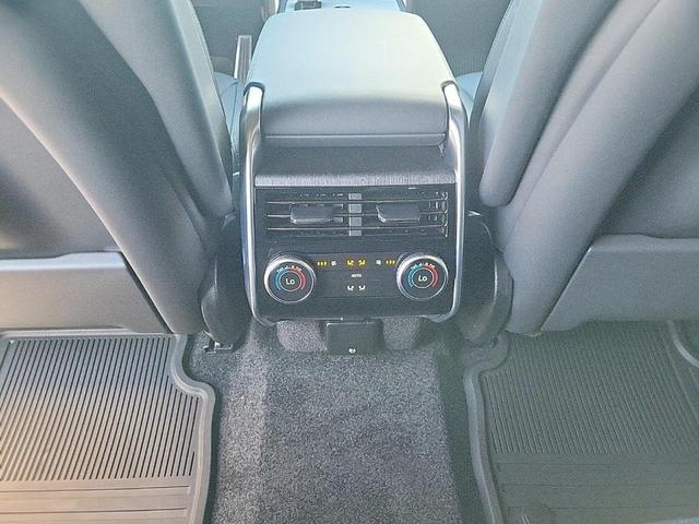 Photo of 2025 Obsidian Black In Gloss Finish Land Rover Range Rover
