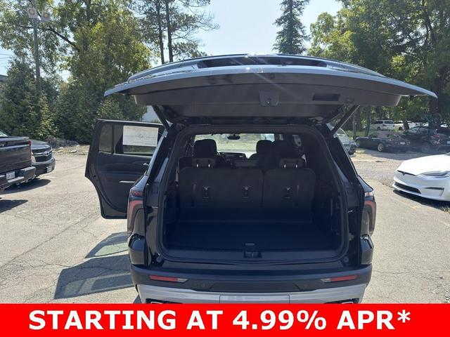 Photo of 2026 Mosaic Black Metallic Chevrolet Traverse