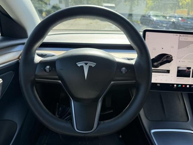 Photo of 2022 Solid Black Tesla Model 3