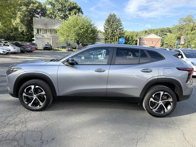 Photo of 2025 Sterling Gray Metallic Chevrolet Trax