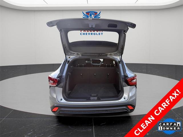 Photo of 2025 Sterling Gray Metallic Chevrolet Trax
