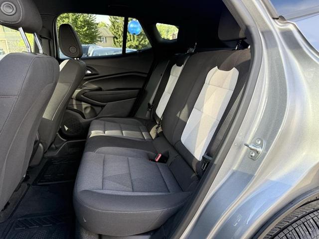 Photo of 2025 Sterling Gray Metallic Chevrolet Trax