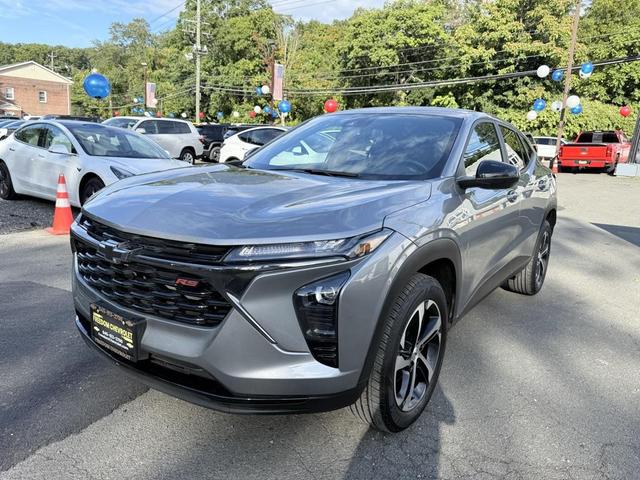 Photo of 2025 Sterling Gray Metallic Chevrolet Trax