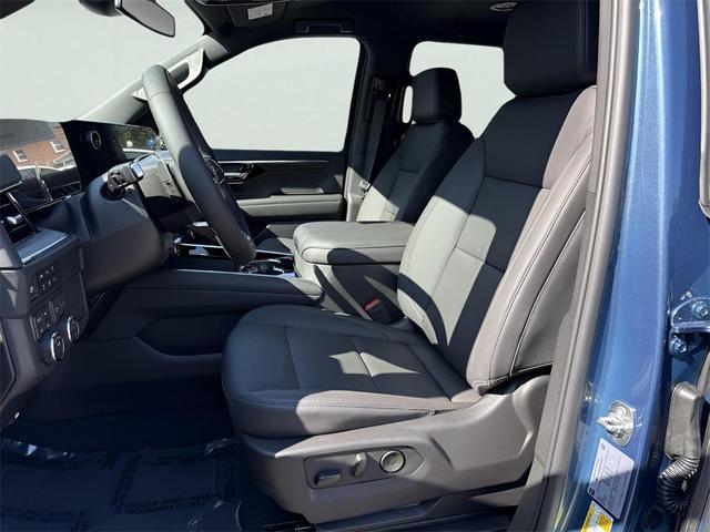 Photo of 2025 Lakeshore Blue Metallic Chevrolet Tahoe