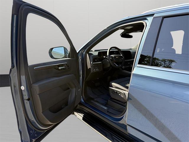 Photo of 2025 Lakeshore Blue Metallic Chevrolet Tahoe