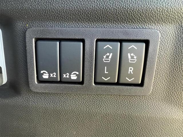 Photo of 2025 Lakeshore Blue Metallic Chevrolet Tahoe