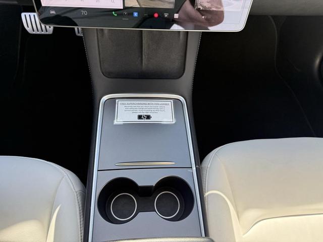 Photo of 2021 Solid Black Tesla Model 3