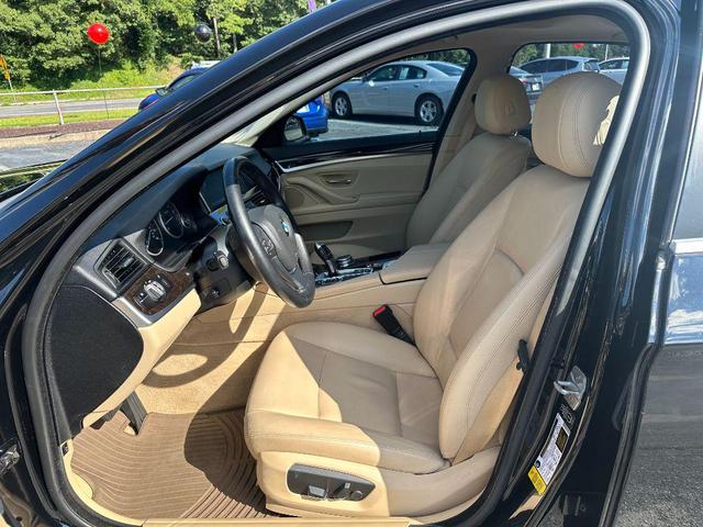 Photo of 2015 BLACK BMW 528
