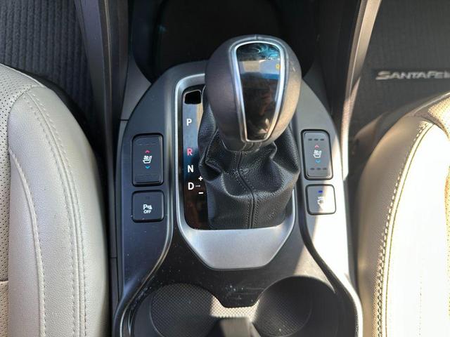 Photo of 2018 GREY Hyundai Santa Fe Sport