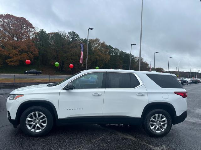 Photo of 2019 Summit White Chevrolet Traverse
