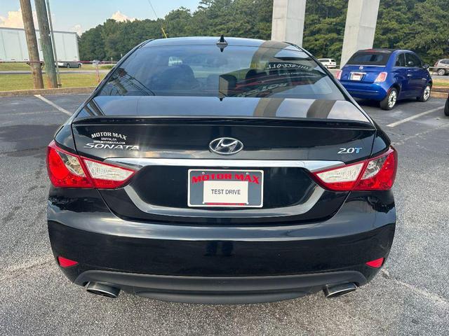 Photo of 2014 Phantom Black Metallic Hyundai SONATA