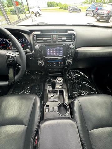 Photo of 2019 Blizzard Pearl Toyota 4Runner