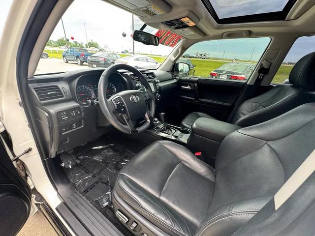 Photo of 2019 Blizzard Pearl Toyota 4Runner