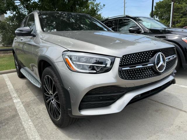 Photo of 2022 Mojave Silver Metallic Mercedes-Benz GLC 300